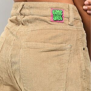 Empyre Tori 90s Khaki Corduroy Skate Pants - Size Medium